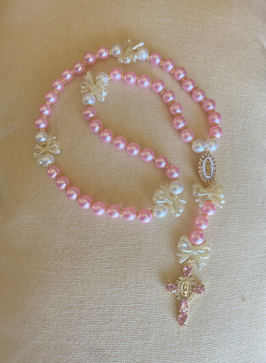 Chapelet chrétien a noeuds rose, blanc et doré